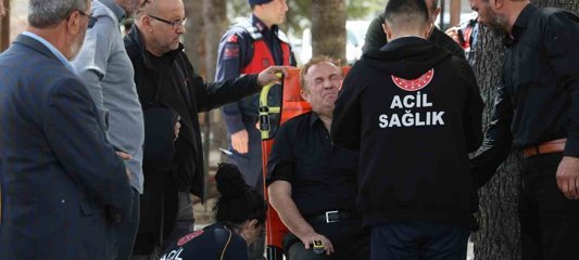 Eşinin cenazesinde fenalaştı, sağlıkçılar müdahale etti