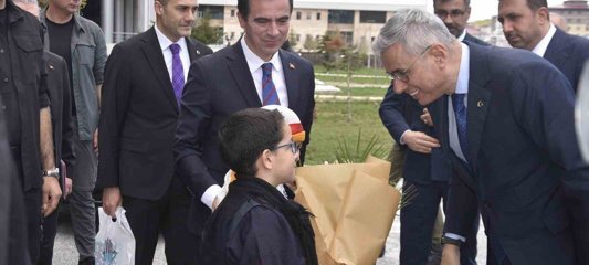 Sağlık Bakanı Memişoğlu: 'Bitlis'ten başka ile hasta gitmesini engelleyecek şekilde bütün planlamalarımızı yapacağız'
