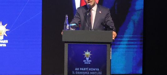 Bakan Kacır: 'Ay yıldızlı bayrağımızı kendi uzay aracımızla Ay'a ulaştıracağız'
