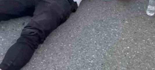 Iğdır-Doğubeyazıt yolunda motosiklet bariyerlere çarptı: 2 yaralı