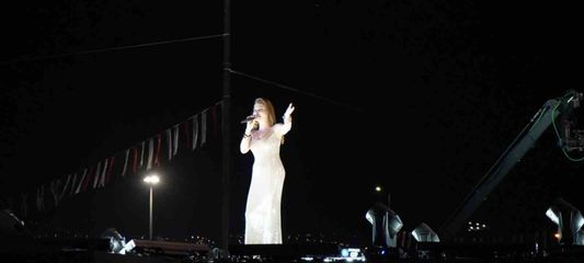 'Sivaslılar Günü'nde Ebru Yaşar rüzgarı