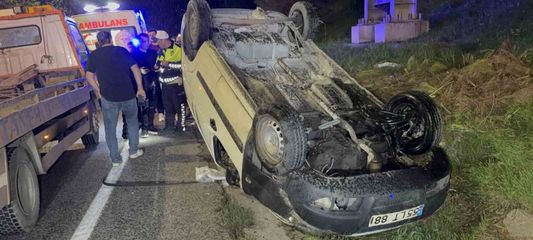 Samsun'da hafif ticari araç 30 metrelik şarampole yuvarlandı: 1 yaralı