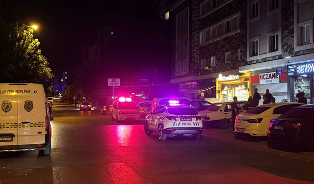 Esenyurt'ta baba tartıştığı oğlunu silahla yaraladı
