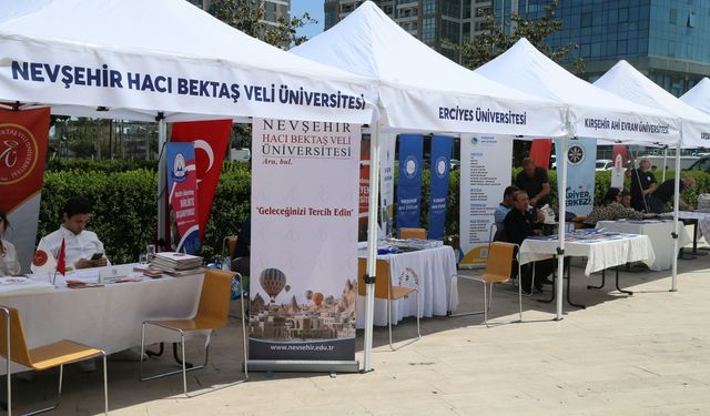 Malatya'da "Üniversite Tanıtım Fuarı" düzenlendi