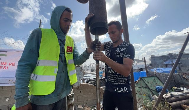 Sadakataşı Derneği, Gazze'de su kuyusu onarımı gerçekleştirdi