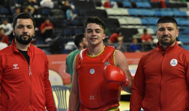 Türkiye Üniversiteler Arası Wushu Kung Fu Şampiyonası Samsun'da devam ediyor