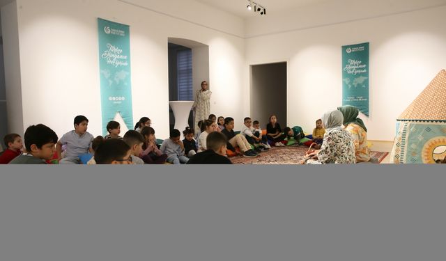 Viyana Yunus Emre Enstitüsünde çocuklara masal anlatma etkinliği düzenlendi