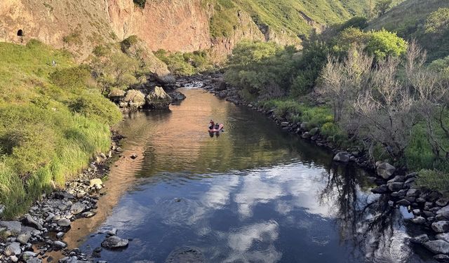 Ardahan'da Kura Nehri'ne giren 2 kişi boğuldu