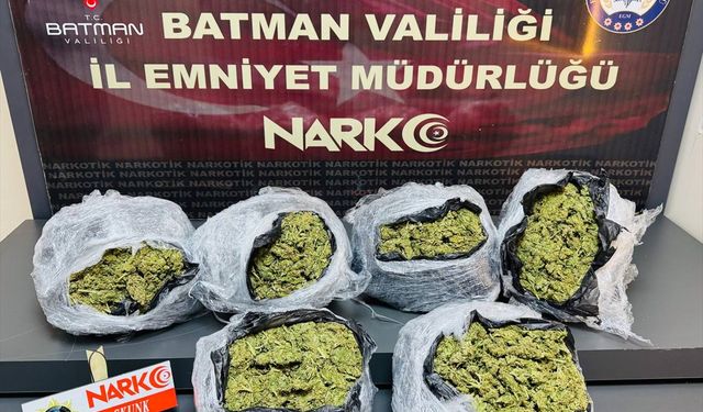 Batman'da kamyonette 5 kilo 400 gram skunk ele geçirildi