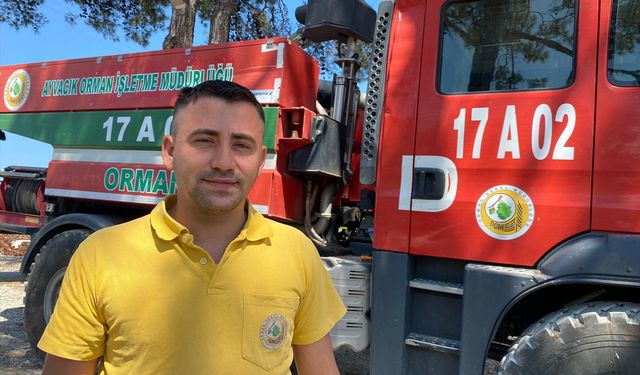 Çanakkale'de orman işçisi ağaçları yangından korurken yaban hayatını da unutmadı