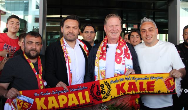 Kayserispor'un yeni teknik direktörü Markus Gisdol, Kayseri'ye geldi