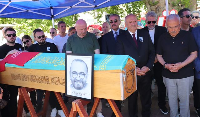 Yapımcı Ahmet Selim Tuncer, memleketi Ordu'da son yolculuğuna uğurlandı