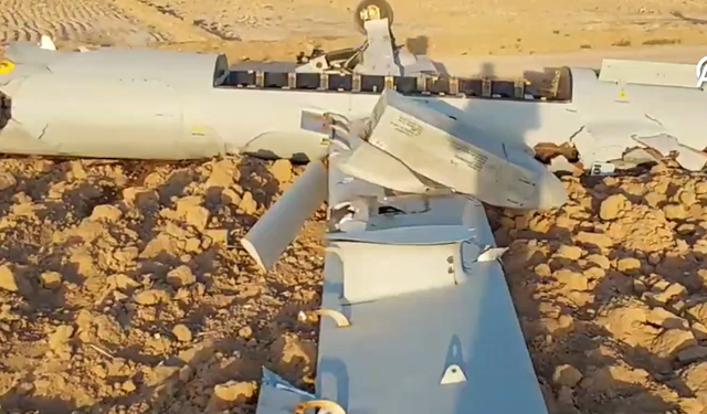 İran devlet televizyonu, düşürülen İsrail SİHA'sına ait olduğu belirtilen görüntüleri yayımladı
