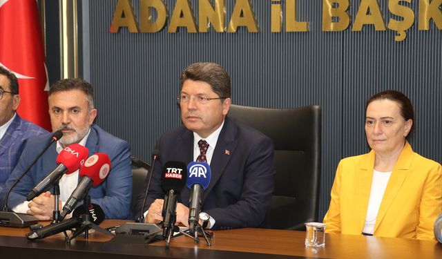 Adalet Bakanı Tunç, AK Parti Adana İl Başkanlığı ziyaretinde konuştu: