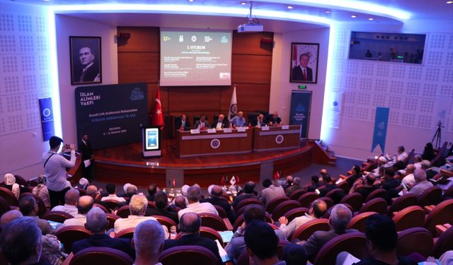 Atatürk Üniversitesinde 'fıtratın korunması ve aile' konusu ele alındı