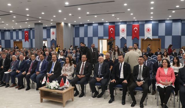Burdur'da Zirai Don Olayını Araştırma Komisyonu Çalıştayı düzenlendi