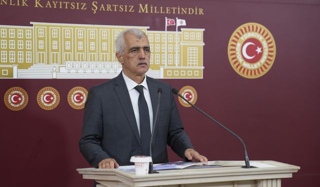 DEM Parti'li Gergerlioğlu, terör örgütü PKK'nın kendini feshetmesi ve silah bırakması kararını değerlendirdi: