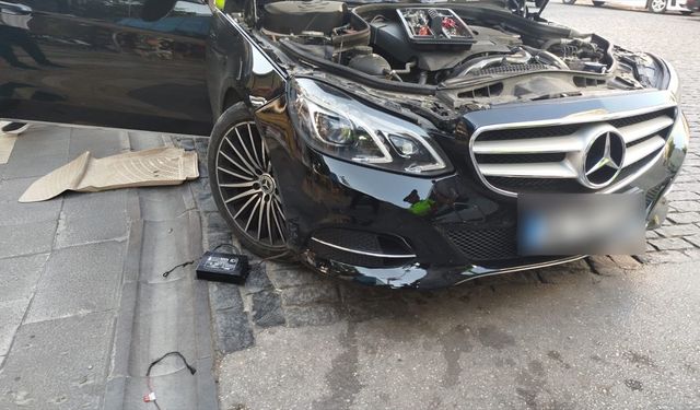 Denizli'de usulsüz siren tertibatı bulunan otomobilin sürücüsüne para cezası