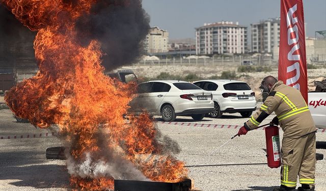 Elektrikli araç yangınlarını söndürmek için özel solüsyon geliştirildi