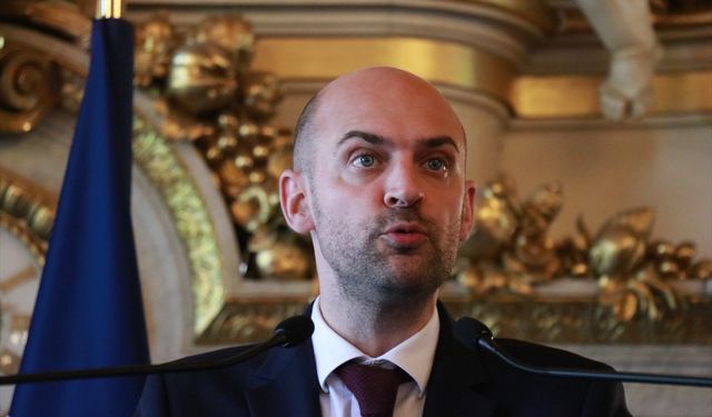 Fransa Dışişleri Bakanı Barrot, Ukrayna'ya destek vermeye devam edeceklerini belirtti