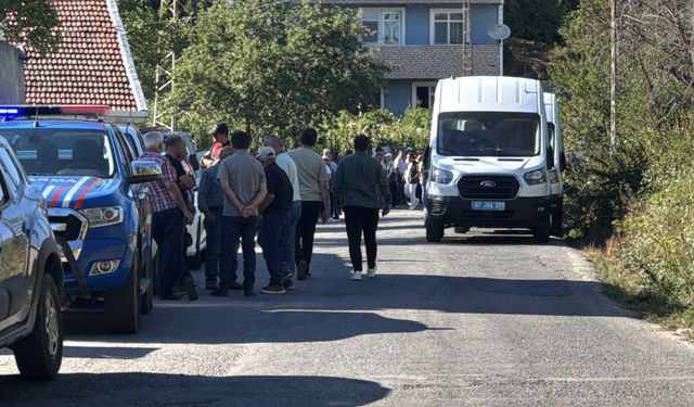 GÜNCELLEME 2 - Zonguldak'ta 3 kişinin öldüğü bıçaklı kavganın zanlısı tutuklandı