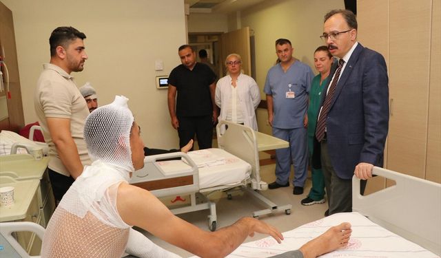 GÜNCELLEME - Siirt'te benzinli el sondaj makinesinin alev alması sonucu 3 işçi yaralandı