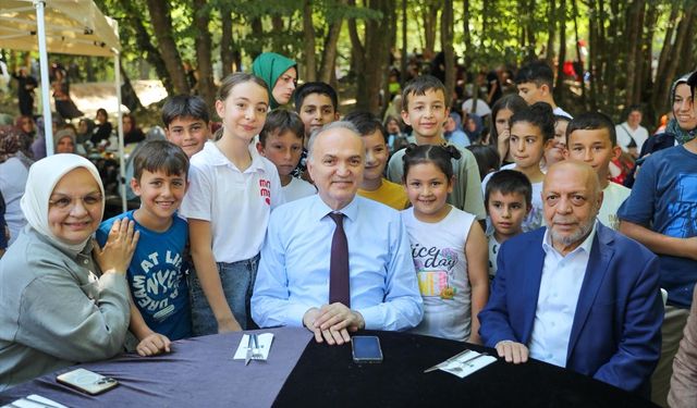 HAK-İŞ Genel Başkanı Arslan, Düzce'de ziyaretlerde bulundu