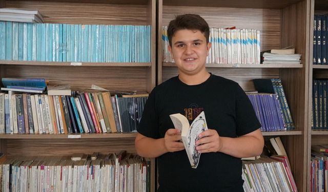 LGS sınavında tam puan alan Kayra Aras Dağ, planlı çalışıp kitap okuyarak başarılı oldu
