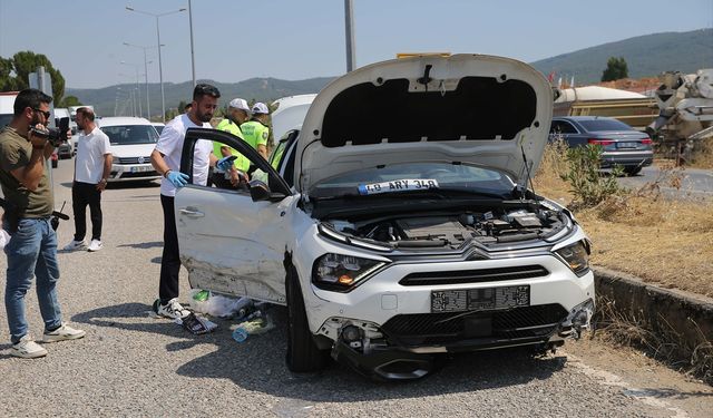 Muğla'da polisin 'dur' ihtarına uymayıp kaçarken kaza yapan sürücü yakalandı