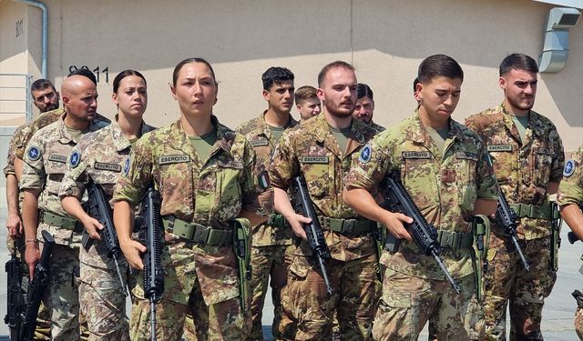 NATO Askeri Komitesi Başkanı Dragone, Bulgaristan'daki Çok Uluslu Muharebe Grubunu ziyaret etti