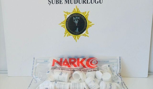 Samsun'da üzerinde 1232 sentetik ecza hap bulunduran zanlı yakalandı