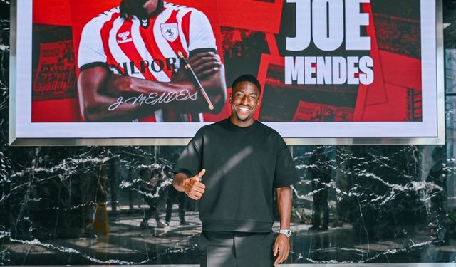 Samsunspor, İsveçli futbolcu Joe Mendes ile 5 yıllık sözleşme imzaladı