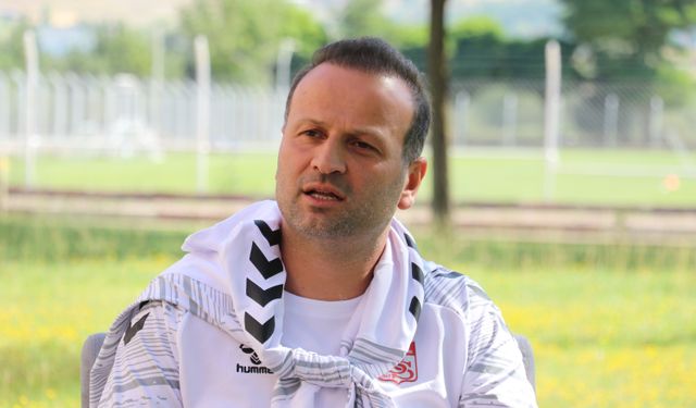 Sivasspor Teknik Direktör Osman Zeki Korkmaz'dan yeni sezon açıklaması: