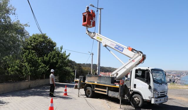 Tekirdağ'da 'enerji timleri' yüksek sıcaklıklarda kesintisiz elektrik sağlıyor