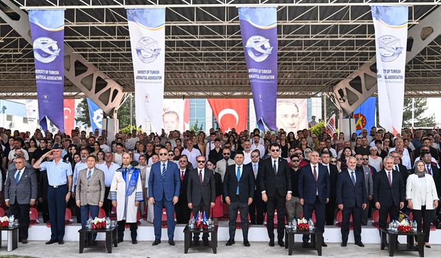 Türk Hava Kurumu Üniversitesi'nde mezuniyet töreni düzenlendi