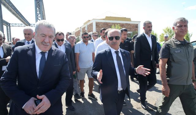 İçişleri Bakan Yardımcısı Aktaş, Malazgirt Zaferi etkinliklerinin yapılacağı alanı inceledi