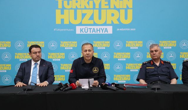 İçişleri Bakanı Ali Yerlikaya, Kütahya'da 'Türkiye'nin Huzuru Toplantısı'nın ardından konuştu: