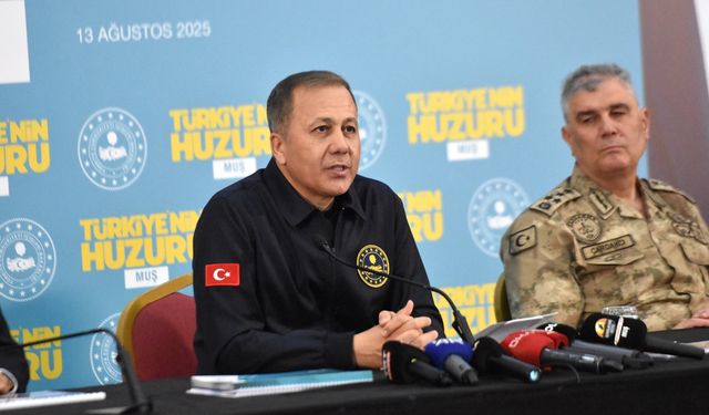 İçişleri Bakanı Yerlikaya, Muş'ta "Türkiye'nin Huzuru Toplantısı"nda konuştu: (2)