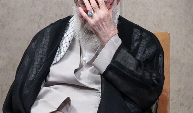 İran lideri Hamaney, ABD ile sorunların 'çözümsüz' olduğunu söyledi