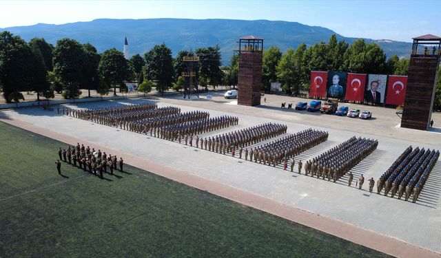 Karabük'te eğitimlerini tamamlayan 1619 uzman erbaş mezun oldu