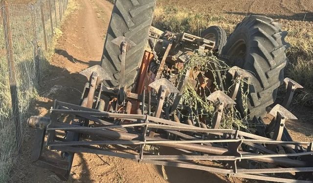 Karaman'da devrilen traktörün sürücüsü öldü