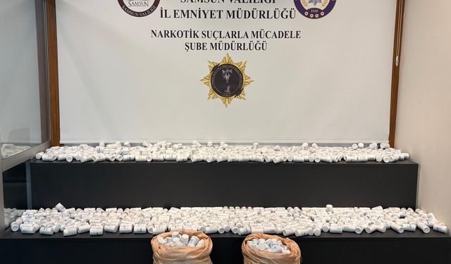 Samsun'da ahıra saklanan 53 bin 872 sentetik ecza hapı ele geçirildi