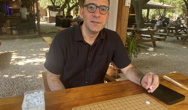 Zeka oyunu 'go' oyuncuları Antalya'da yarışıyor