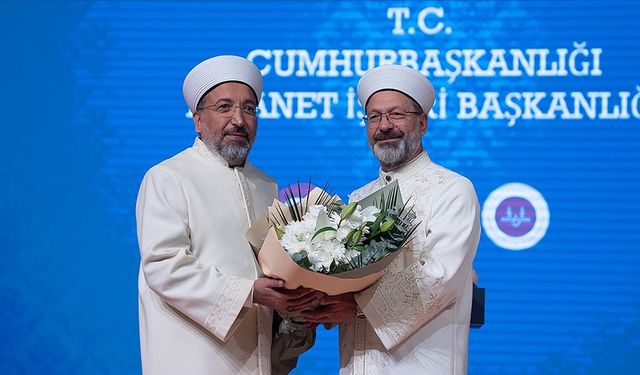 Diyanet İşleri Başkanı Safi Arpaguş, görevini Ali Erbaş'tan devraldı