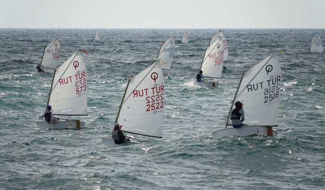 9. Uluslararası Süleymanpaşa Optimist Cup Yelken Yarışları sürüyor