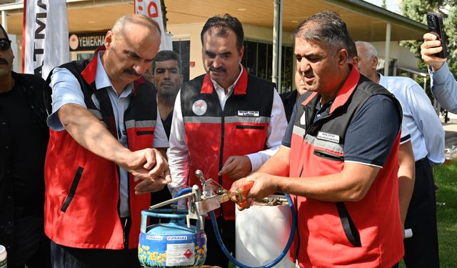 Batman'da 100 arıcıya parazitlerle mücadele için ekipman desteği sağlandı