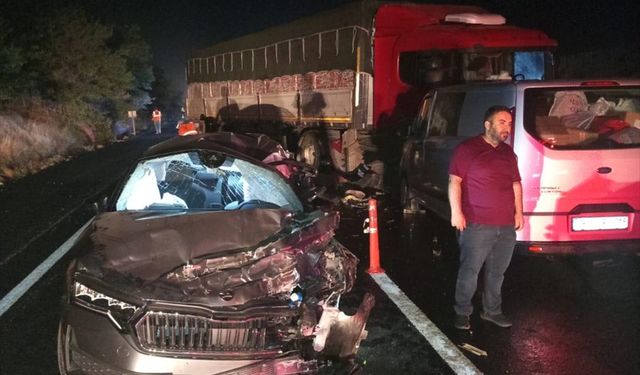 Bilecik'te zincirleme trafik kazasında 4 kişi yaralandı