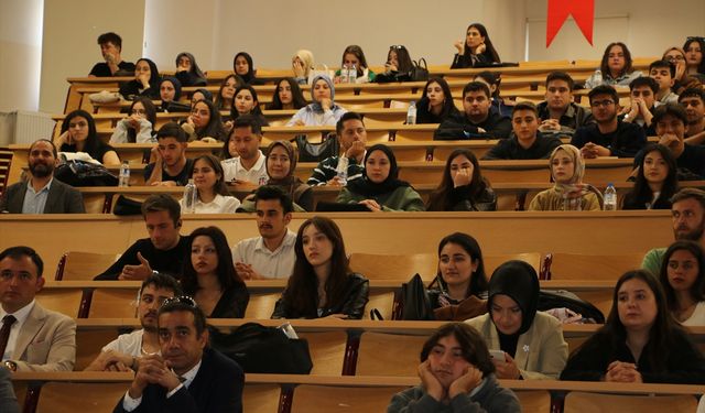 DPÜ'de akademik yıl 'İlk Dersim Filistin' programıyla başladı
