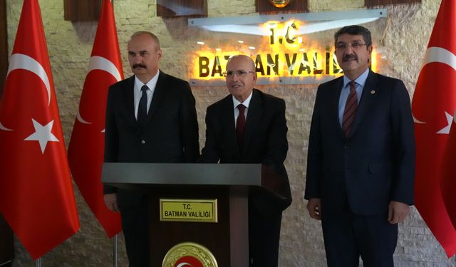 Hazine ve Maliye Bakanı Şimşek, Batman Valiliğini ziyaret etti