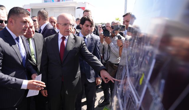 Hazine ve Maliye Bakanı Şimşek, Batman'da Recep Tayyip Erdoğan Bulvarı'nın açılışında konuştu: